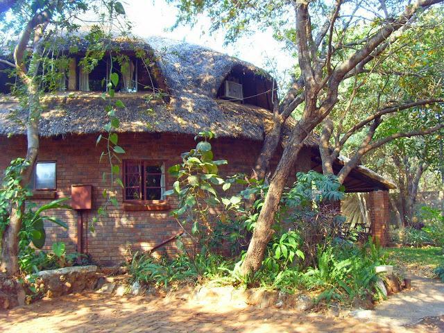 Mosi-Ua-Tunya Lodge Victoriawatervallen Buitenkant foto