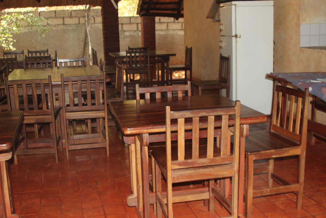 Mosi-Ua-Tunya Lodge Victoriawatervallen Buitenkant foto