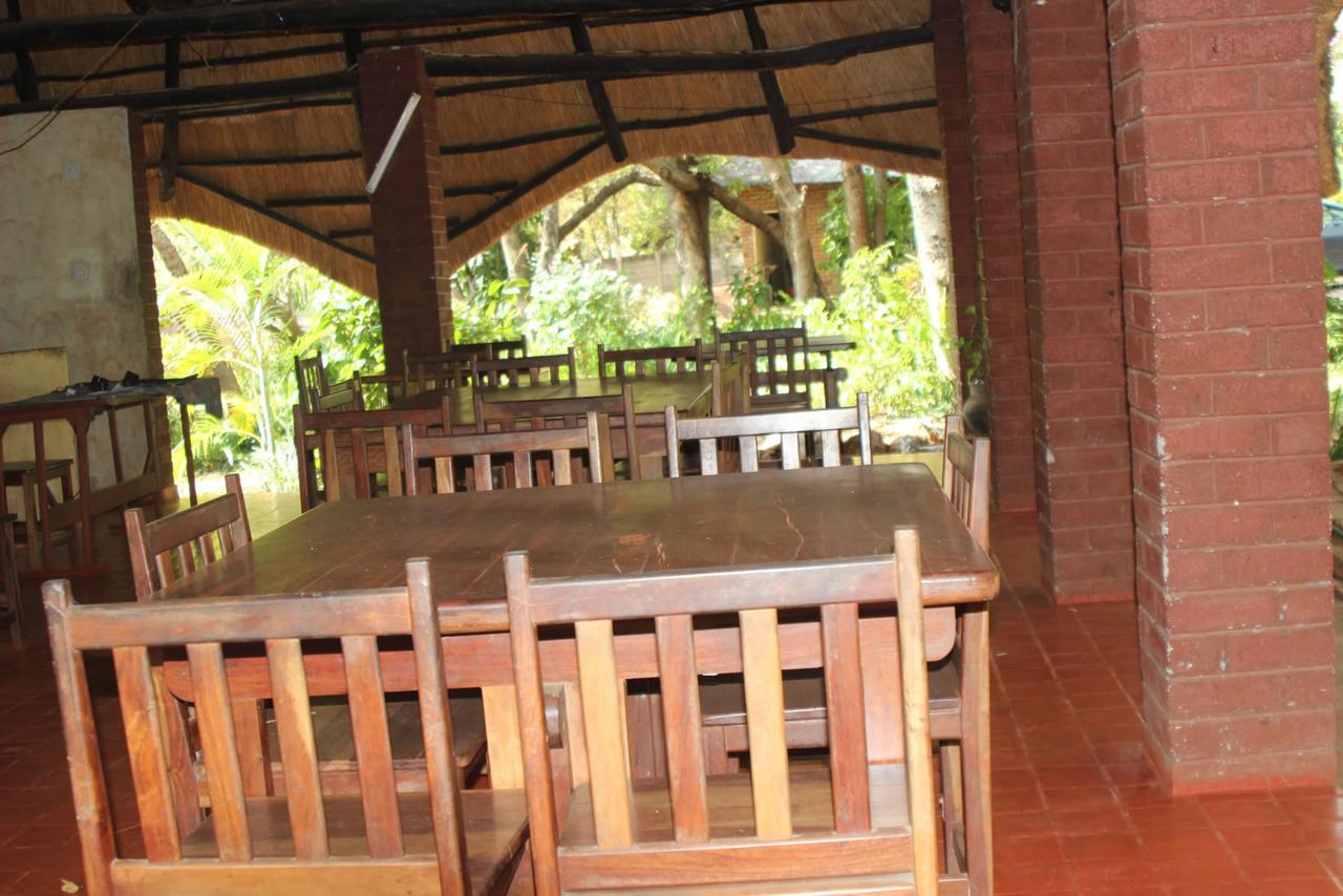 Mosi-Ua-Tunya Lodge Victoriawatervallen Buitenkant foto