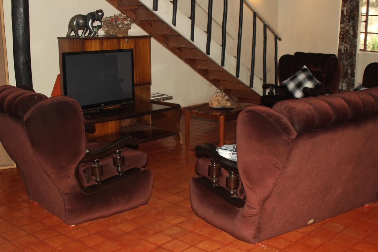 Mosi-Ua-Tunya Lodge Victoriawatervallen Buitenkant foto